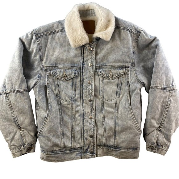 American Eagle Outfitters Jackets & Blazers - AMERICAN Eagle Outfitters Jacket Womens Size S Sherpa Trucker Jacket Denim